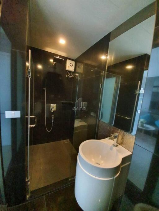 For Rent Studio Apartment Rhythm Sukhumvit 36-38 only 5 minute walk from BTS Thonglor