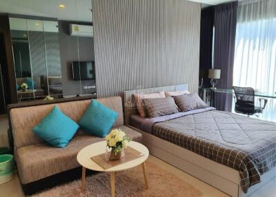 For Rent Studio Apartment Rhythm Sukhumvit 36-38 only 5 minute walk from BTS Thonglor