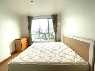 For Rent Spacious 2 Bed Condo Life @ Sukhumvit 65 only 200m from BTS Phra Khanong