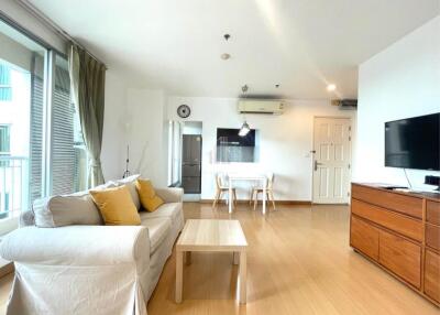 For Rent Spacious 2 Bed Condo Life @ Sukhumvit 65 only 200m from BTS Phra Khanong