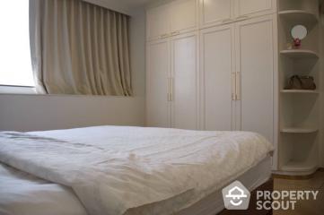 2-BR Condo at Supalai Place Sukhumvit 39 near BTS Phrom Phong