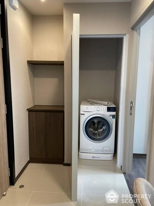 2-BR Condo at Oka Haus Sukhumvit 36 near BTS Thong Lor (ID 480374)