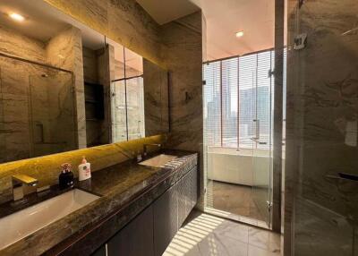 For RENT : LAVIQ Sukhumvit 57 / 3 Bedroom / 3 Bathrooms / 116 sqm / 150000 THB [10896850]