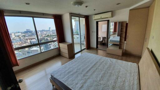 Lovely Place for Rent - 2 beds  - 165.00 sqm - 50000 THB