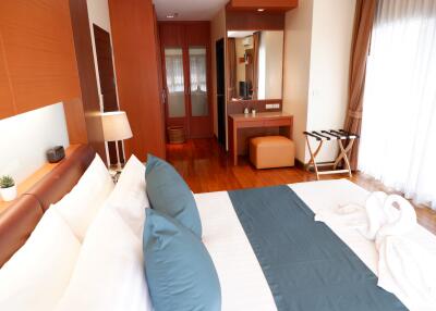 Lovely Place for Rent - 2 beds  - 135.00 sqm - 60000 THB