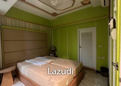 500 SQ.M Centrally Located Hotel - Guesthouse