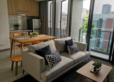 1 Bedroom 1 Bathroom Size 50sqm Baan Ploenchit for Rent 35,000THB