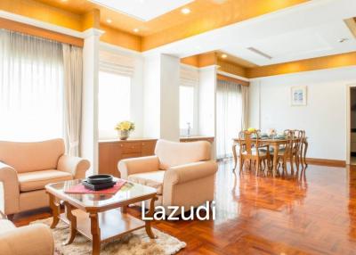 2 Bed 2 Bath 200 SQ.M Chaidee Mansion