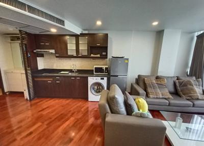 For RENT : Urbana Langsuan / 2 Bedroom / 2 Bathrooms / 90 sqm / 45000 THB [R11856]