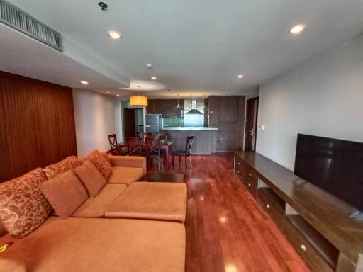 For RENT : Urbana Langsuan / 2 Bedroom / 2 Bathrooms / 129 sqm / 60000 THB [10904223]