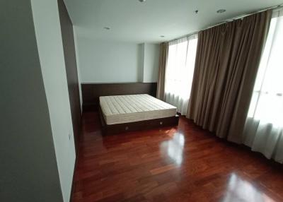 For RENT : Urbana Langsuan / 2 Bedroom / 2 Bathrooms / 129 sqm / 60000 THB [10904223]