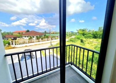 For sale Townhome with 2 floors  200 meters from Mab Prachan Reservoir Park