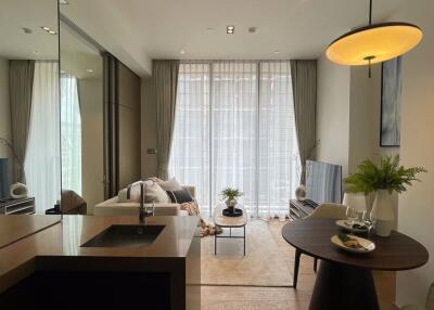 1 bed Condo in 28 Chidlom Lumphini Sub District C020204