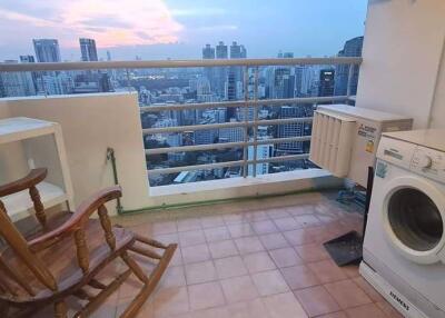 2 bed Condo in The Waterford Diamond Khlongtan Sub District C020200