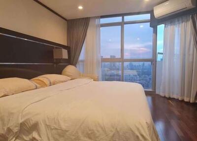 2 bed Condo in The Waterford Diamond Khlongtan Sub District C020200