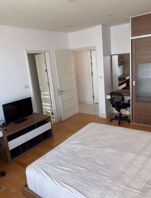 2 bed Condo in Aguston Sukhumvit 22 Khlongtoei Sub District C020190