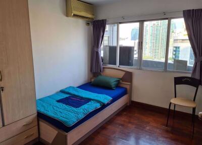 2 bed Condo in Wittayu Complex Makkasan Sub District C020183