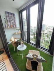 1 bed Condo in BEATNIQ Sukhumvit 32 Khlongtan Sub District C020182