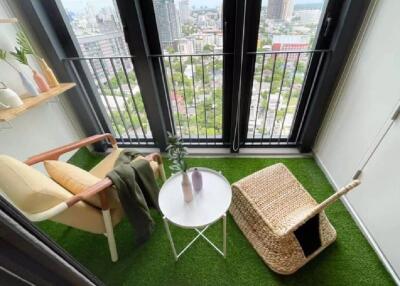 1 bed Condo in BEATNIQ Sukhumvit 32 Khlongtan Sub District C020182