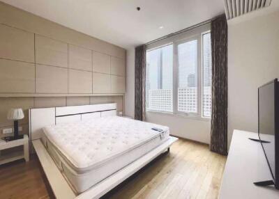 2 bed Condo in The Empire Place Yan Nawa Sub District C020174