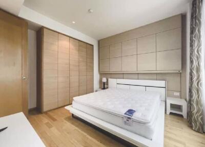 2 bed Condo in The Empire Place Yan Nawa Sub District C020174