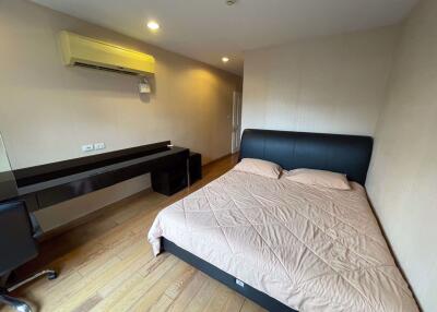 2 bed Condo in The Rise Sukhumvit 39 Khlong Tan Nuea Sub District C020170