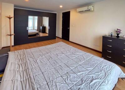 1 bed Condo in The Amethyst Sukhumvit 39 Khlong Tan Nuea Sub District C020167