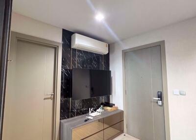 1 bed Condo in LIFE Asoke - Rama 9 Makkasan Sub District C020144