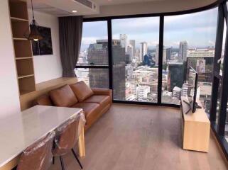 2 bed Condo in Ashton Chula - Silom Mahaphruettharam Sub District C020140