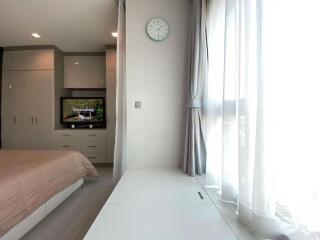 Studio bed Condo in Life Sukhumvit 62 Bangchak Sub District C020134