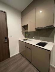 1 bed Condo in Whizdom Essence Bangchak Sub District C020132