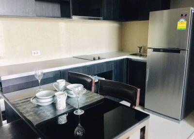 2 bed Condo in Rhythm Sukhumvit 44 Phra Khanong Sub District C020130