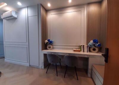 3 bed Condo in The Bloom Sukhumvit 71 Phrakhanongnuea Sub District C020119