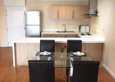 3 bed Condo in The Waterford Diamond Khlongtan Sub District C020067