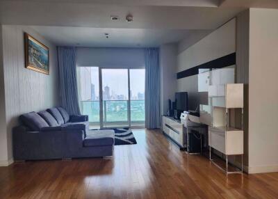 2 bed Condo in Millennium Residence Khlongtoei Sub District C020052