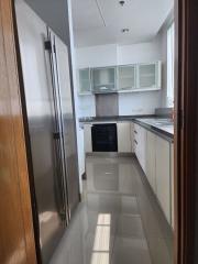 2 bed Condo in Millennium Residence Khlongtoei Sub District C020052