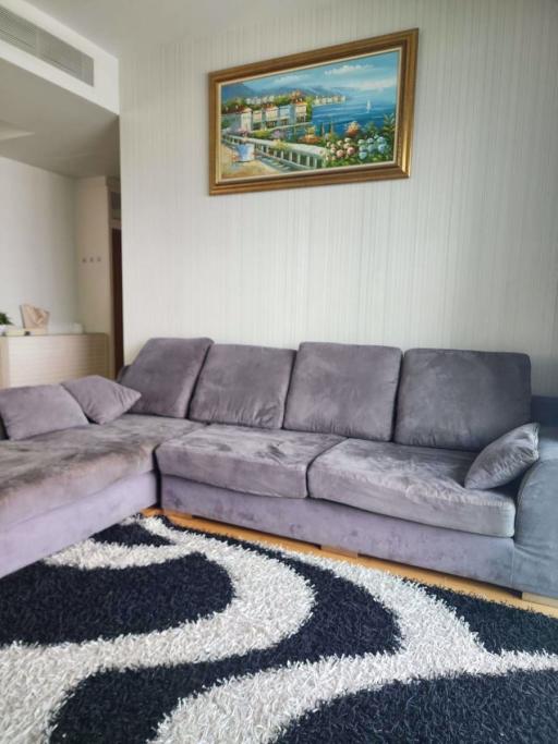 2 bed Condo in Millennium Residence Khlongtoei Sub District C020052