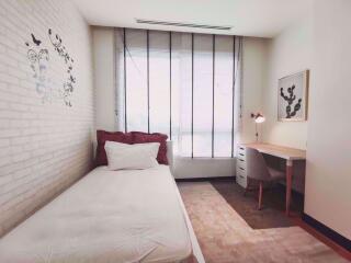 2 bed Condo in The Lofts Yennakart Chong Nonsi Sub District C020051