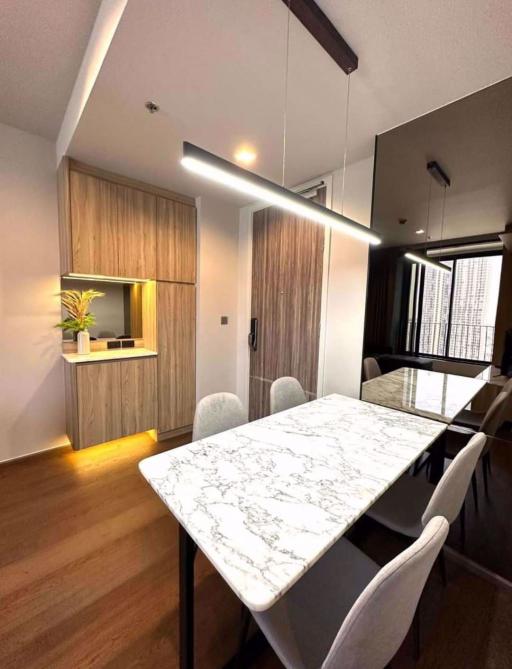 1 bed Condo in Ideo Q Sukhumvit 36 Khlongtan Sub District C020031