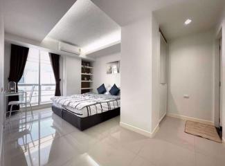 2 bed Condo in The Waterford Sukhumvit 50 Phra Khanong Sub District C020030