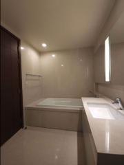 2 bed Condo in Quattro by Sansiri Khlong Tan Nuea Sub District C020009