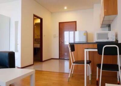 Studio bed Condo in Villa Sathorn Khlong Ton Sai Sub District C020002