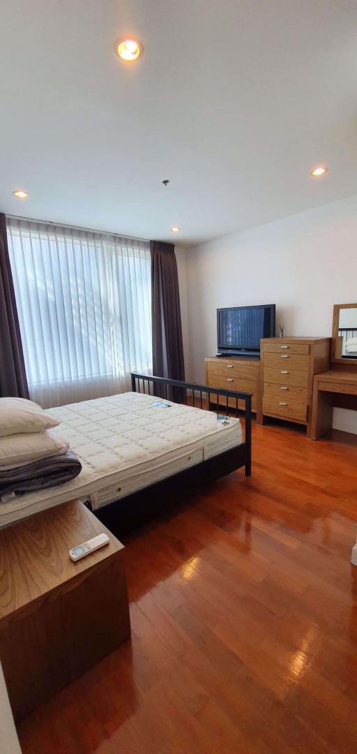 2 bed Condo in Siri Residence Khlongtan Sub District C019991