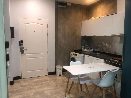 1 bed Condo in The Light House Khlong San District C019964