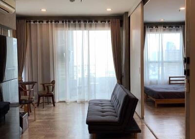 1 bed Condo in The Light House Khlong San District C019964