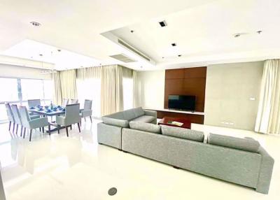 4 bed Duplex in Royal Residence Park Lumphini Sub District D019935