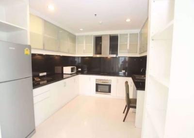 4 bed Duplex in Royal Residence Park Lumphini Sub District D019935