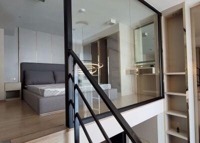 1 bed Duplex in IDEO New Rama 9 Huamak Sub District D019928