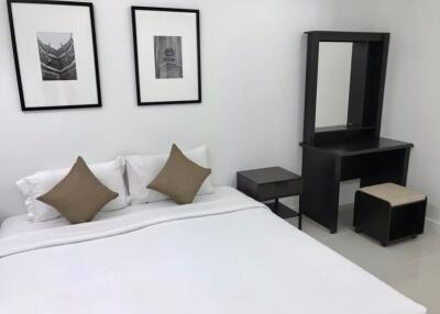 2 bed Condo in The Waterford Sukhumvit 50 Phra Khanong Sub District C019923