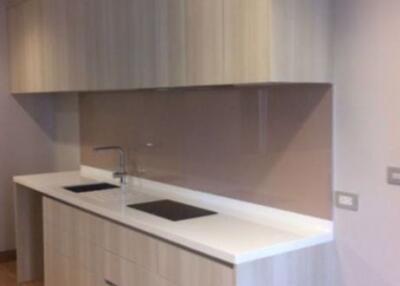 2 bed Condo in The Lumpini 24 Khlongtan Sub District C019919